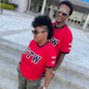 Meet your Posher, Corey